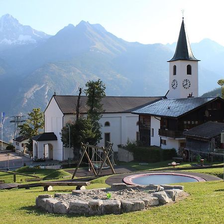 Отель Bietschhorn Unterbach  Экстерьер фото